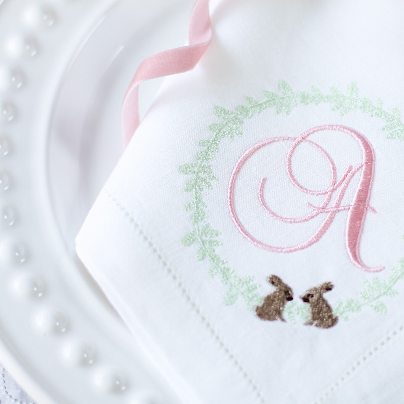 LINEN HEMSTITCH NAPKIN - Easter Bunny Monogram