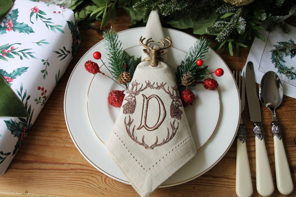 5 Personalised Christmas Napkins For Your Christmas Table Styling