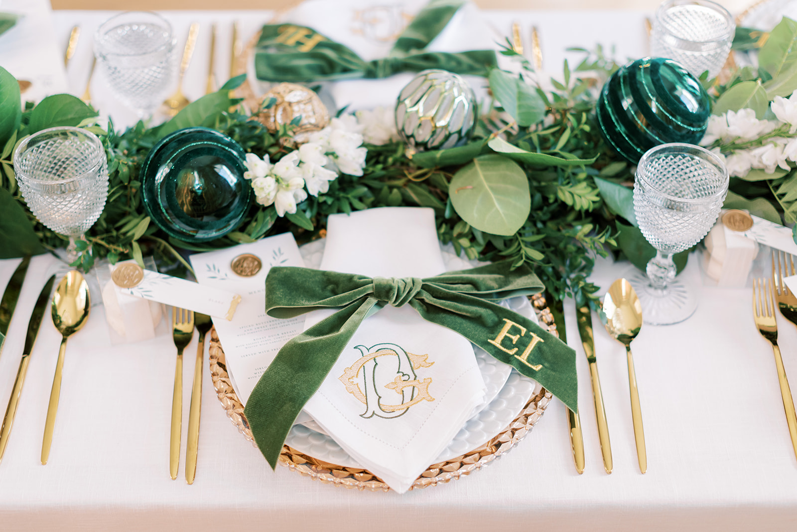 monogrammed velvet bow | The Embroidered Napkin Co