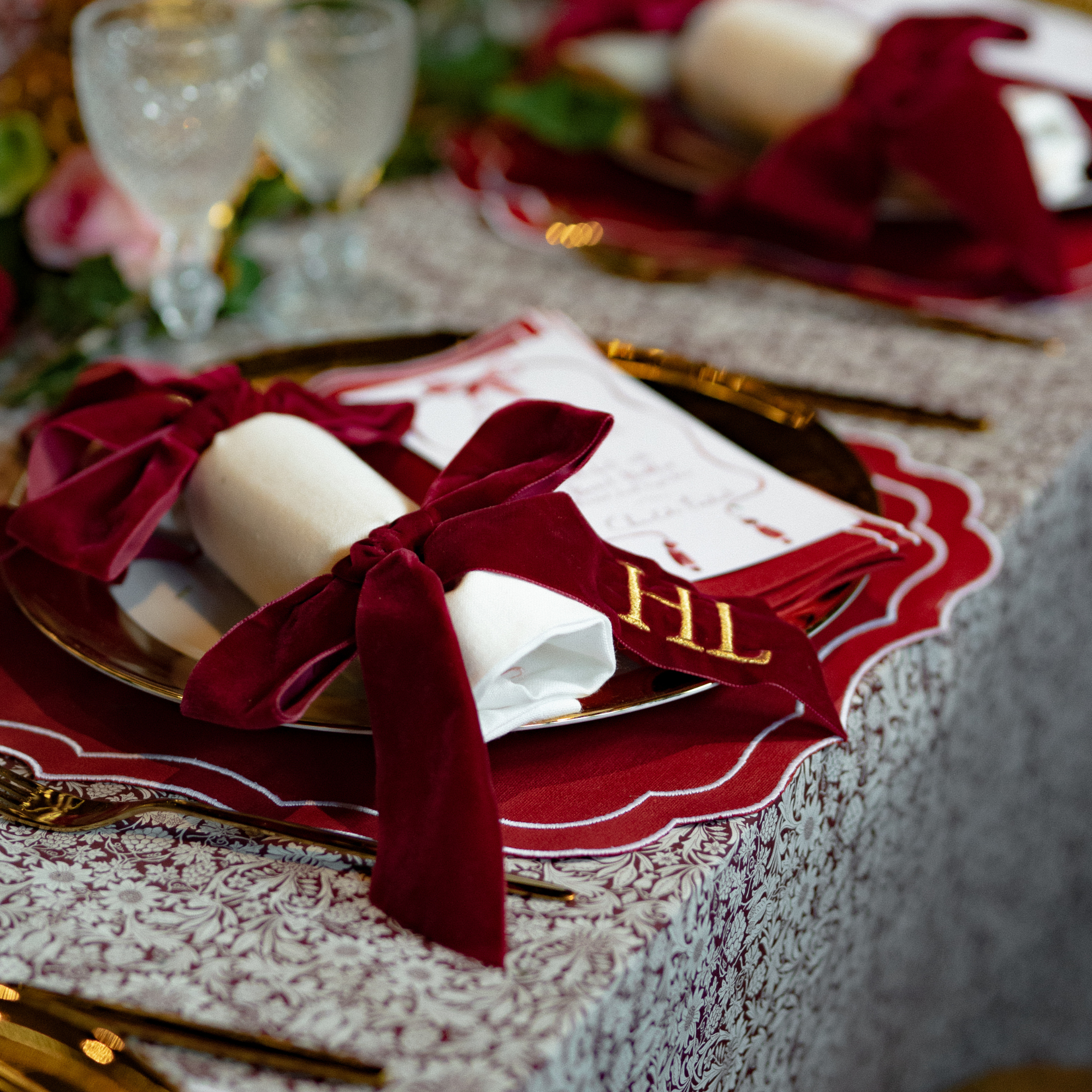 REUSABLE CHRISTMAS CRACKERS Once Pulled Become Full Size Napkins with Monogrammed Velvet Bow