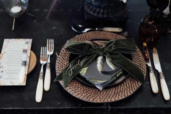 Luxury Safari Table Ideas With Personalised Velvet Ribbons