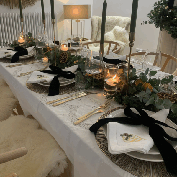 LINEN HEMSTITCH NAPKIN - Christmas Pine Monogram Napkin