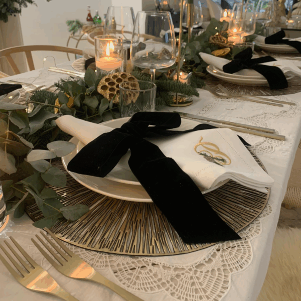 LINEN HEMSTITCH NAPKIN - Christmas Pine Monogram Napkin