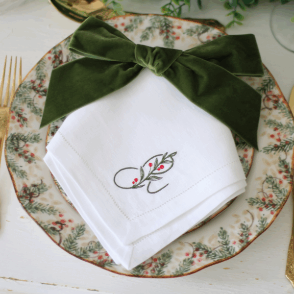 LINEN HEMSTITCH NAPKIN - Christmas Winterberry Napkins