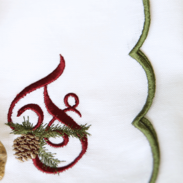 LINEN SCALLOP NAPKINS -White & Green Scallop Napkin with Christmas Pine Monogram