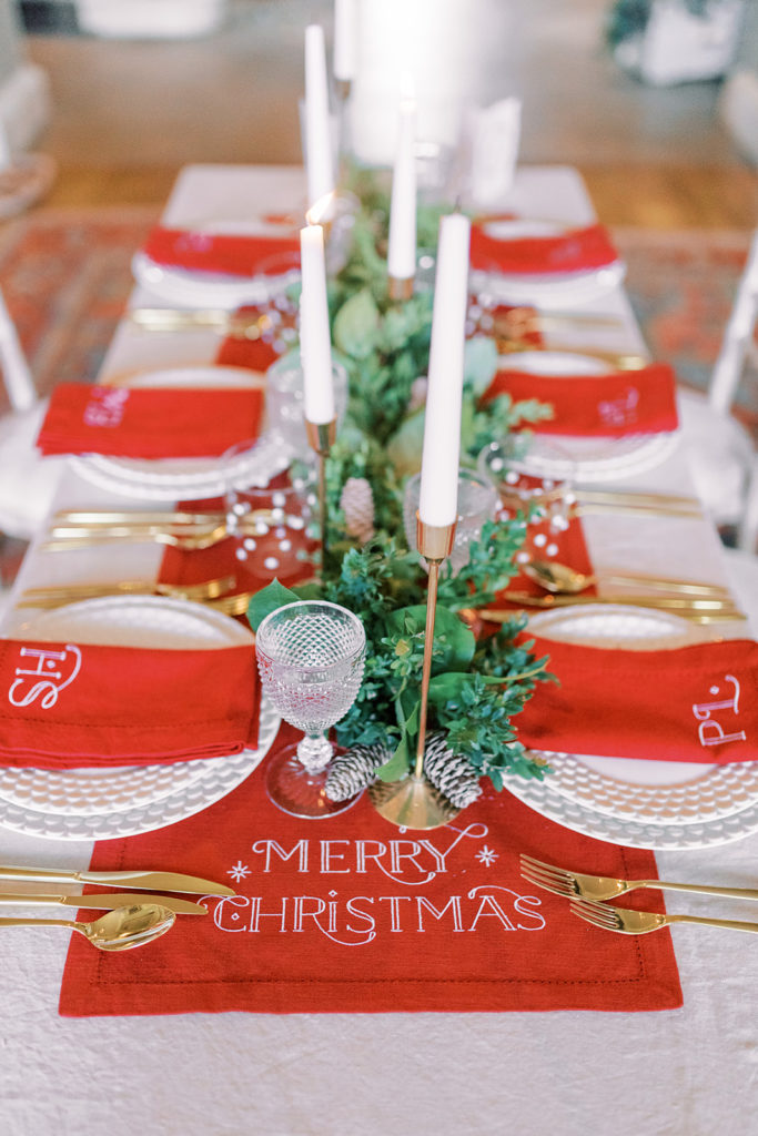 How To Style A Traditional Christmas Table
