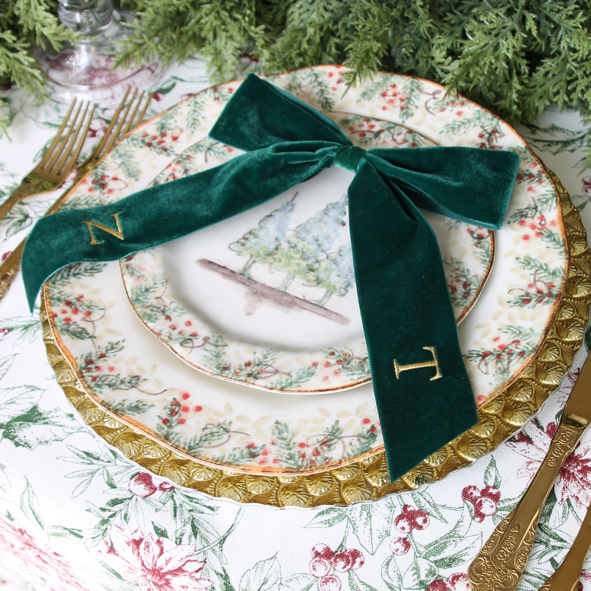 Personalised Velvet Bow – Perfect for Place Settings