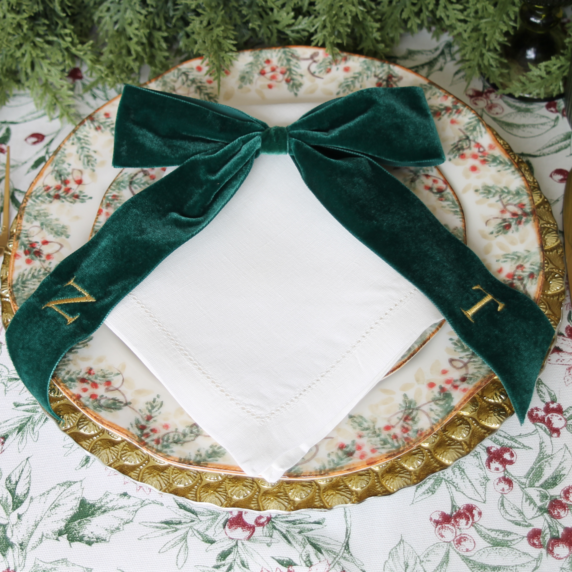 Personalised Velvet Bow – Perfect for Place Settings