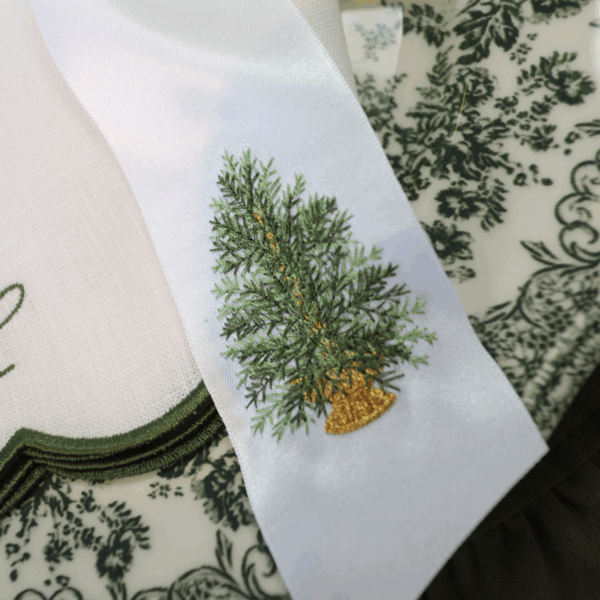 Napkin Ribbon Ties Embroidered with Christmas Tree