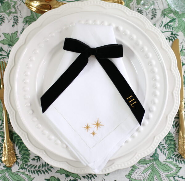 Place Setting Bow