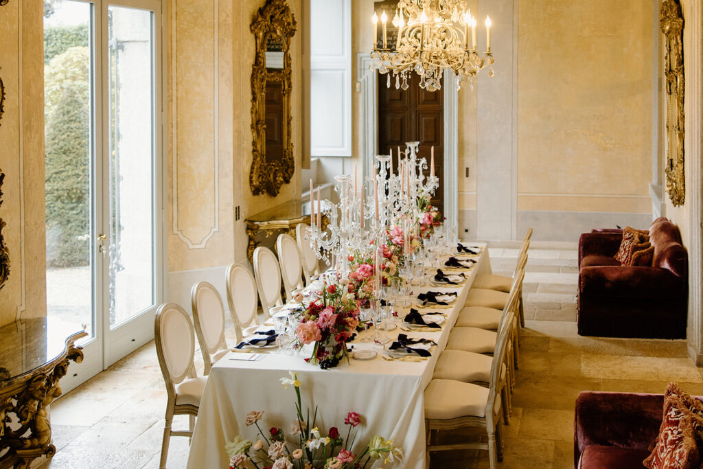 A Luxury Italian Romance With Bespoke Wedding Napkins  