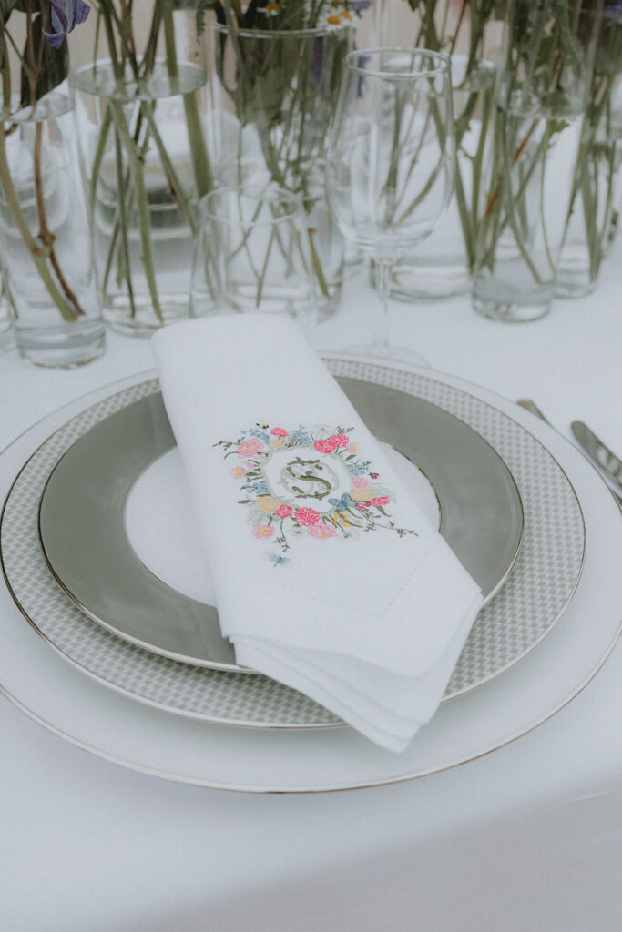 Luxury Wedding Napkins At Château de Cazine