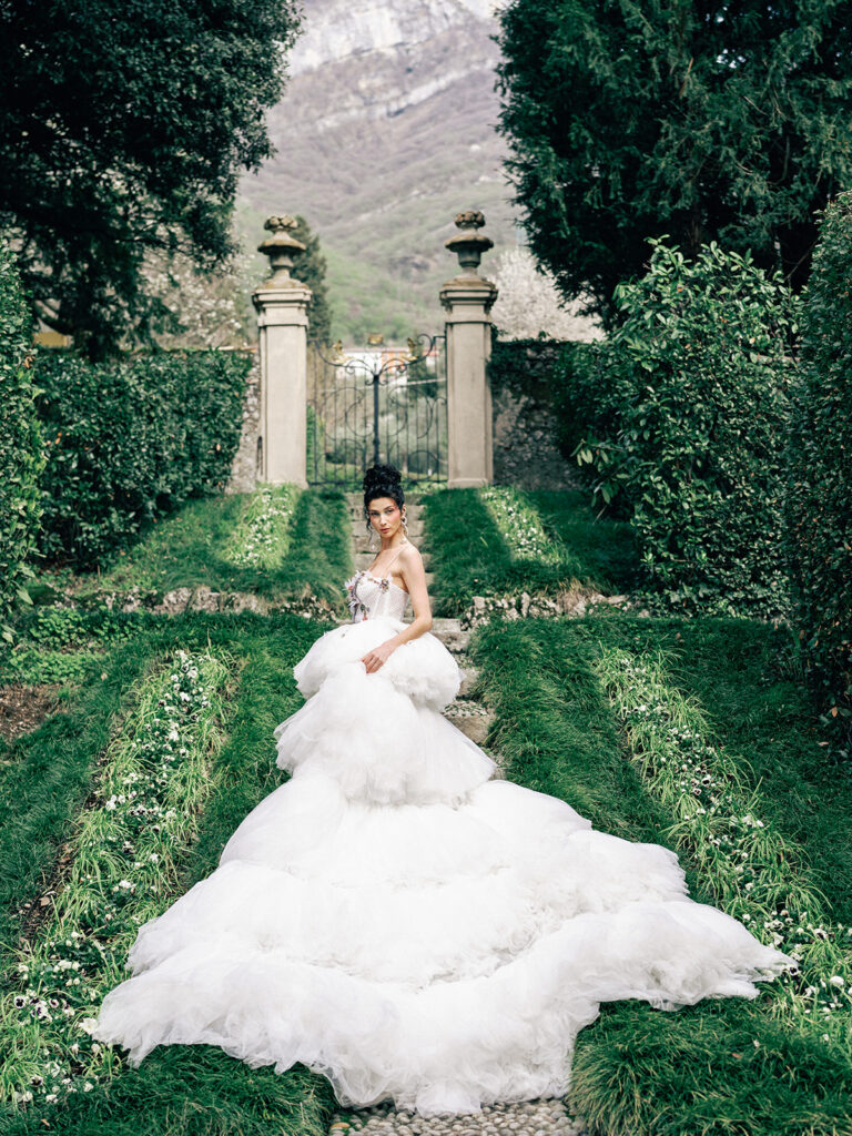 Swan Lake Italian Wedding With Custom Velvet Bows