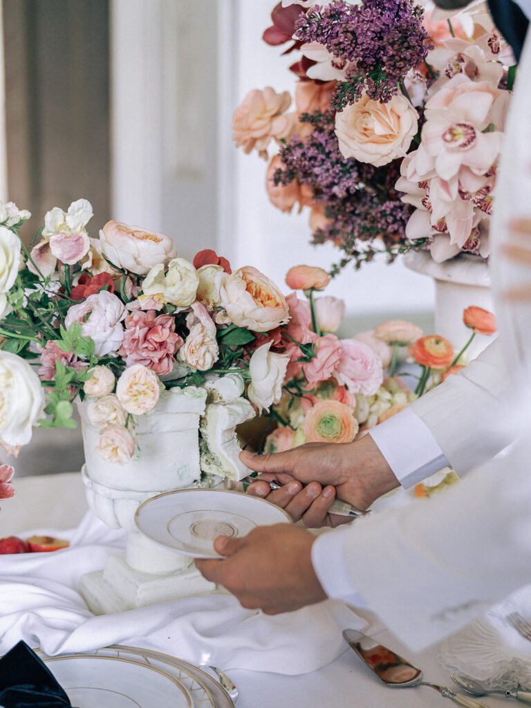 Swan Lake Italian Wedding With Custom Velvet Bows