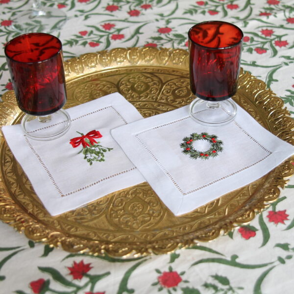 set of 4 embroidered Christmas Cocktail Napkins