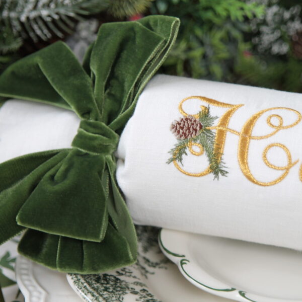 MAXI CHRISTMAS CRACKER - Reusable Crackers Once "Pulled" Become Scallop Napkin - Personalised with Pine Monogram Name