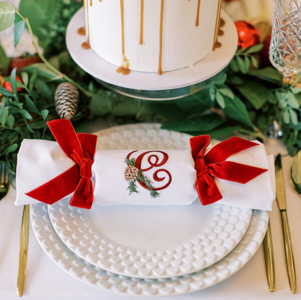 This Season’s Must-Have Christmas Table Details