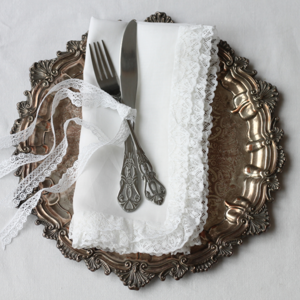 Linen & Nottingham Ruffle Lace Napkin