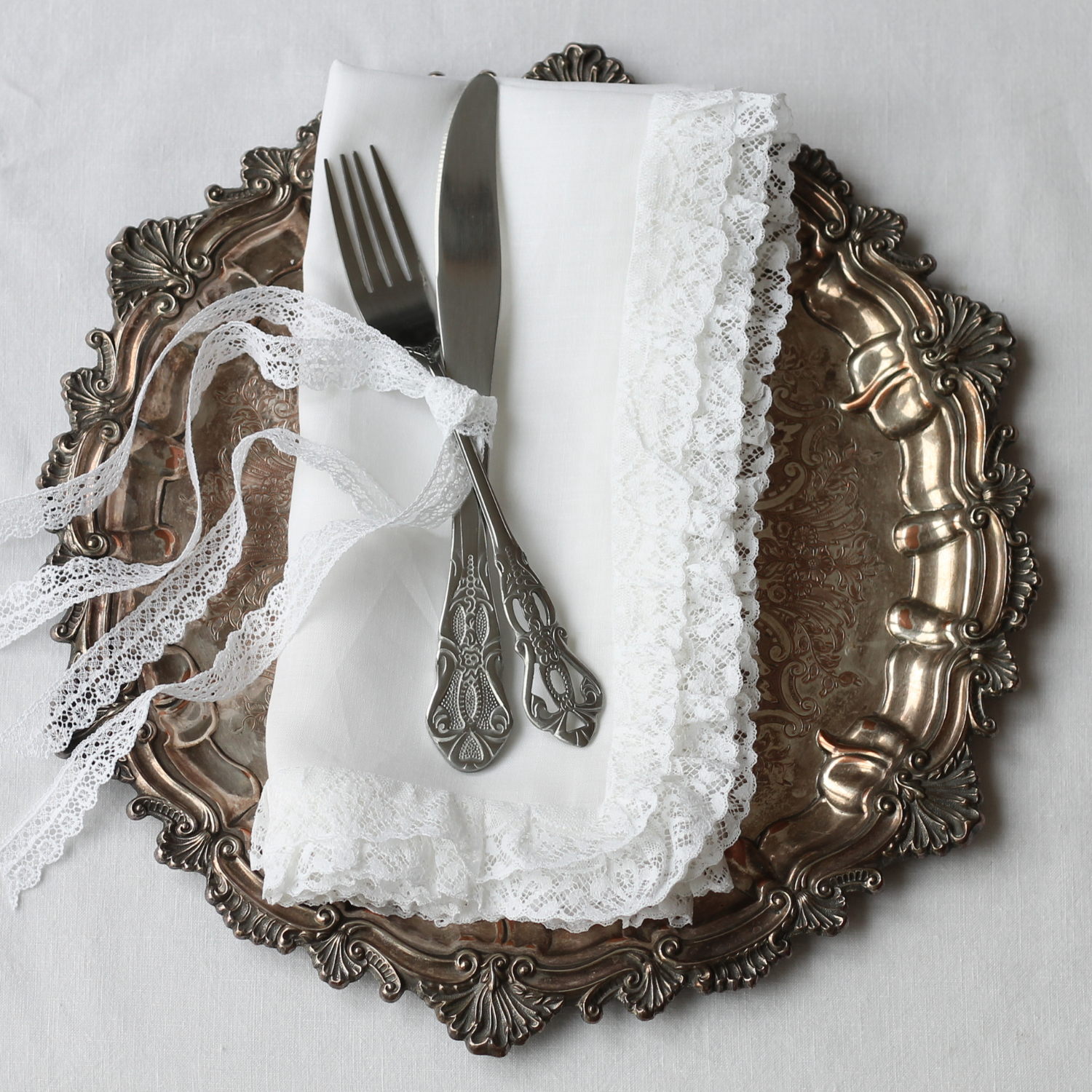 Linen & Nottingham Ruffle Lace Napkin