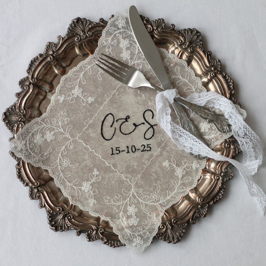 Lace Napkins and Accessories - A Must-Have For Your 2026 Wedding