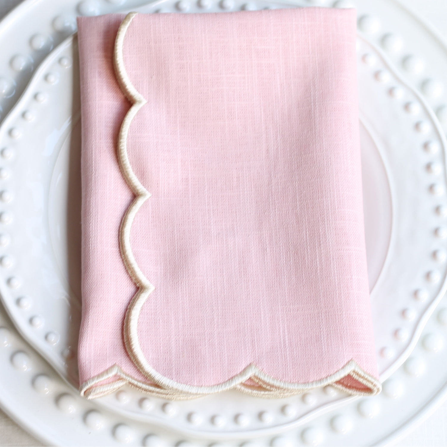 The Studio Napkin Collection - Rose pink scallop