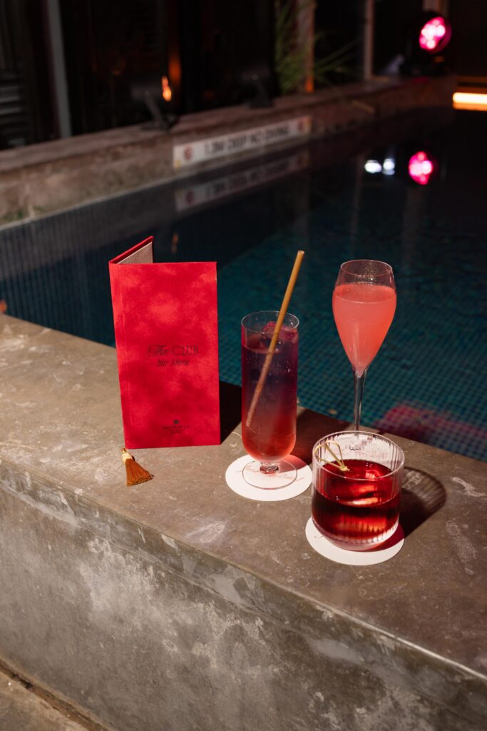 Luxury Wedding Tables with Embroidered Napkins at The Shard