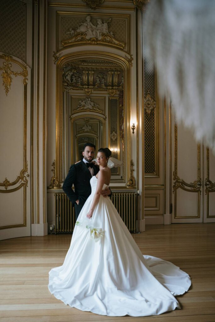 Luxury Green & White Wedding Inspiration at Harlaxton Manor