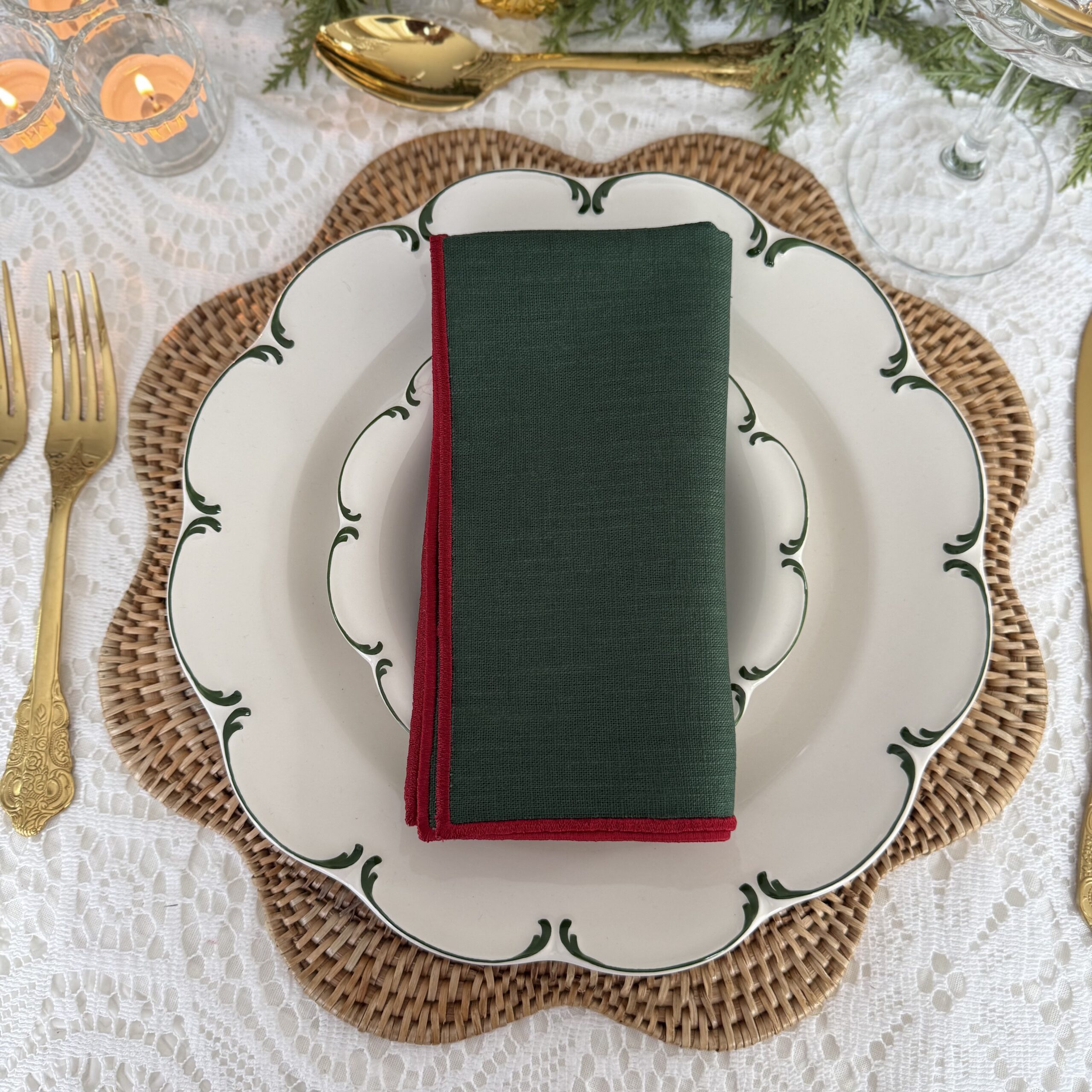 Christmas Edition : Green Napkin with Burgundy Contrast Edge